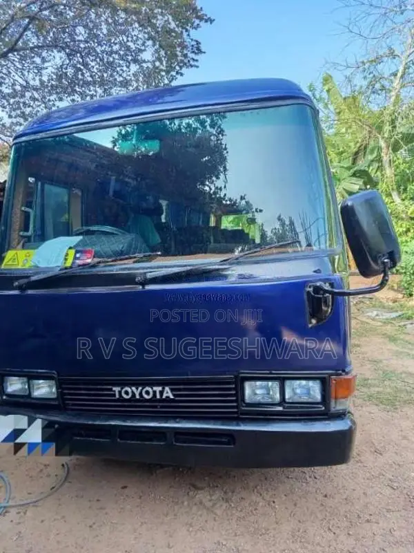 Toyota Coaster 1990 Bus (Used)
