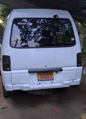 Mitsubishi Po15 1995 Van (Used)