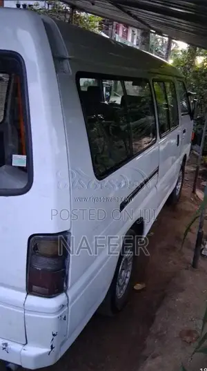 Mitsubishi Po15 1995 Van (Used)