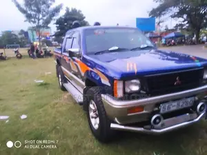 Mitsubishi L200 1994 Pickup (Used)