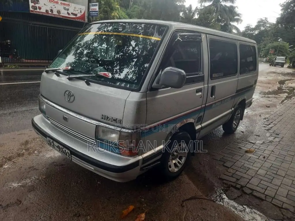 Toyota Shell 1990 Van (Used)