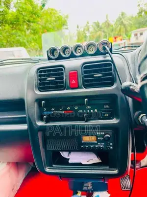 Suzuki Carry 2012 Lorry (Used)