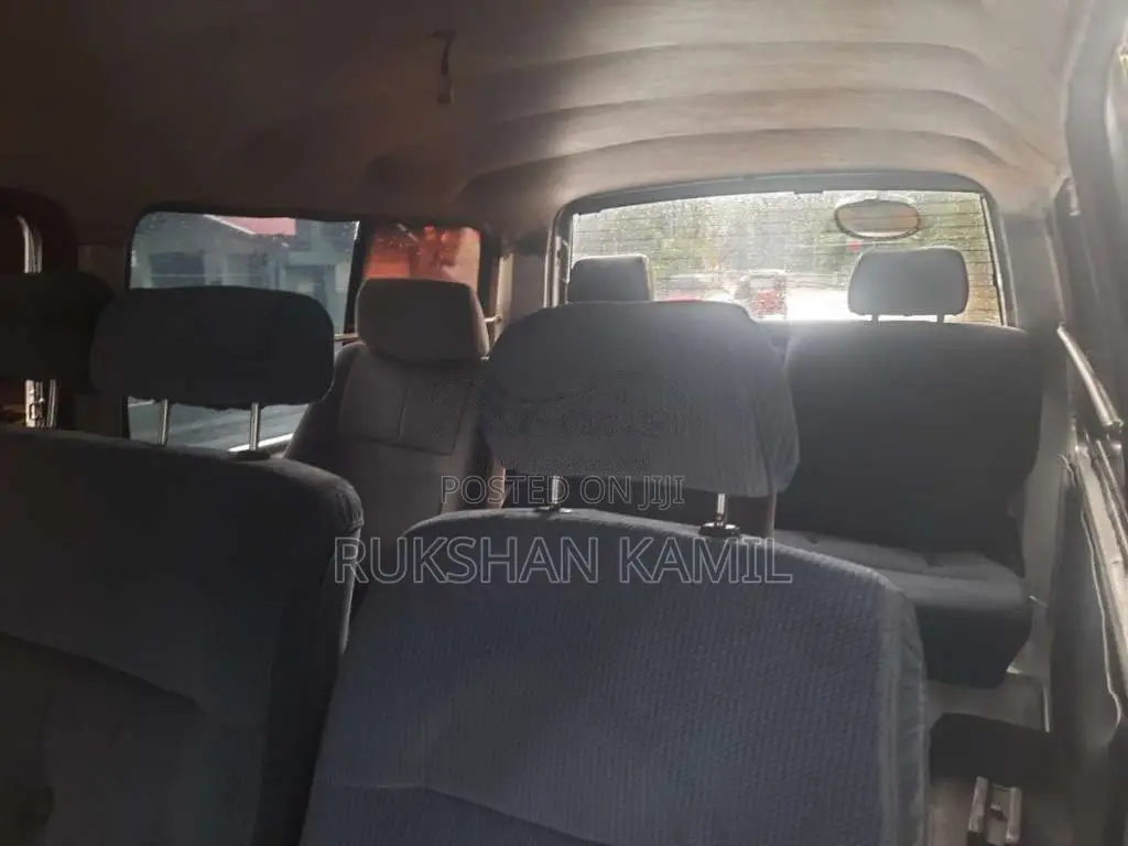 Toyota Shell 1990 Van (Used)