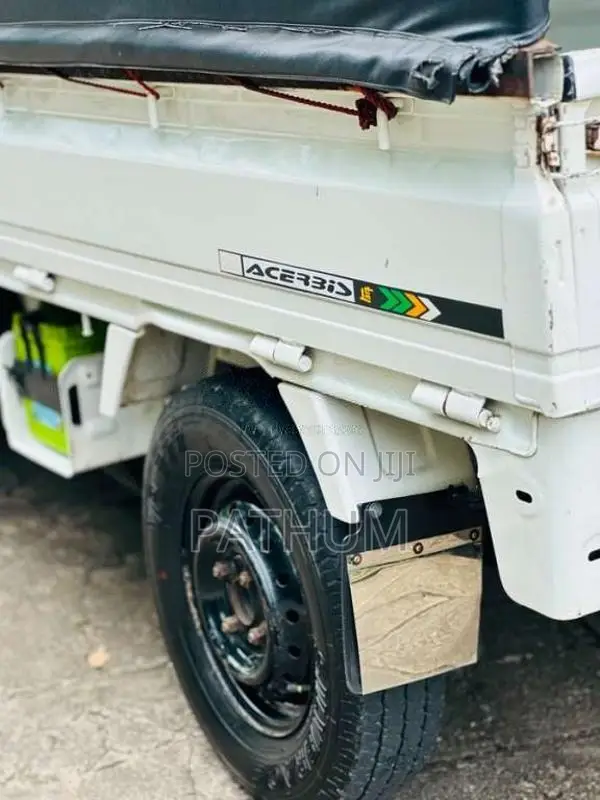 Suzuki Carry 2012 Lorry (Used)