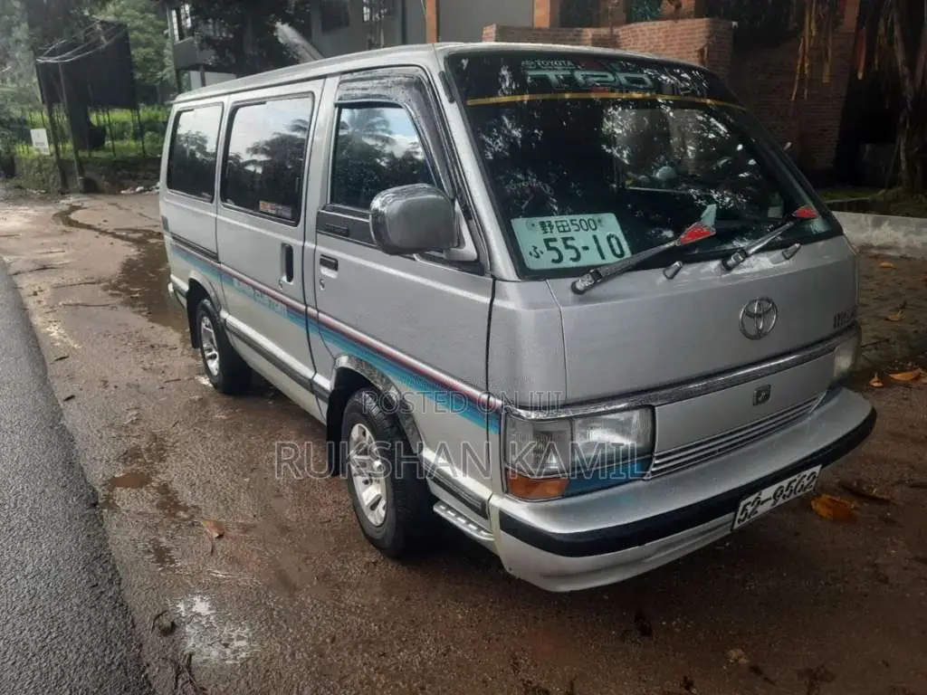 Toyota Shell 1990 Van (Used)