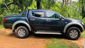 Mitsubishi L200 2012 Pickup (Used)