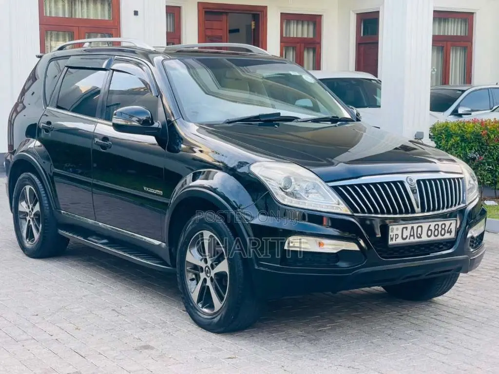 Micro Rexton 2016 SUV (Used)