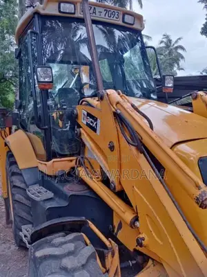 JCB 3CX 2003 Heavy-Duty (Used)