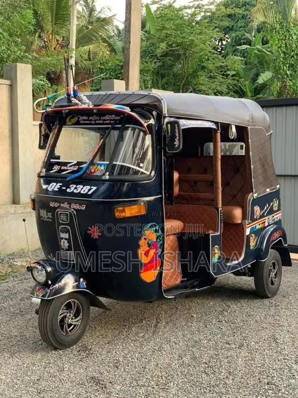 Bajaj 2 Stroke 2006 Three Wheel (Used)
