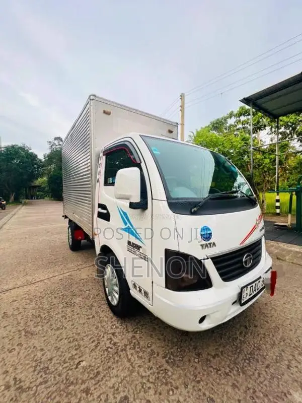 Tata Dimo Lokka 2016 Lorry (Used)
