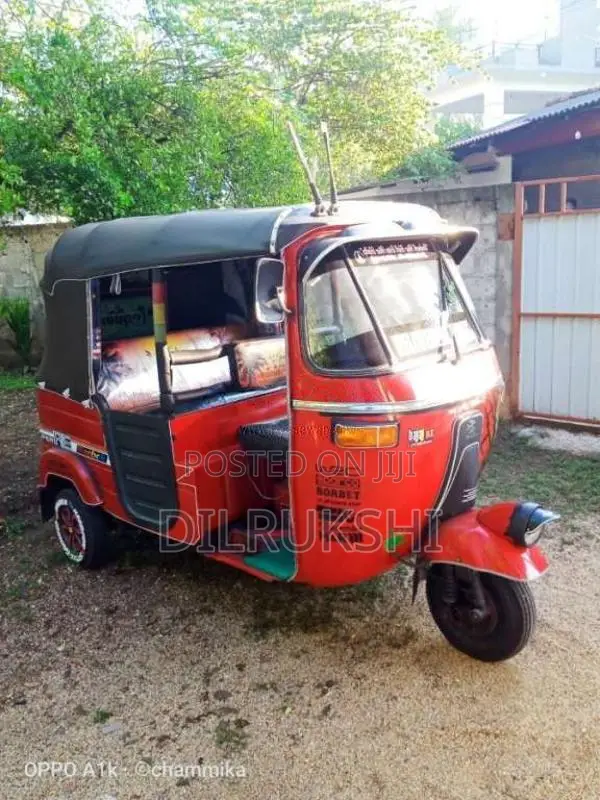 Bajaj RE 2 Stroke 1995 Three Wheel (Used)