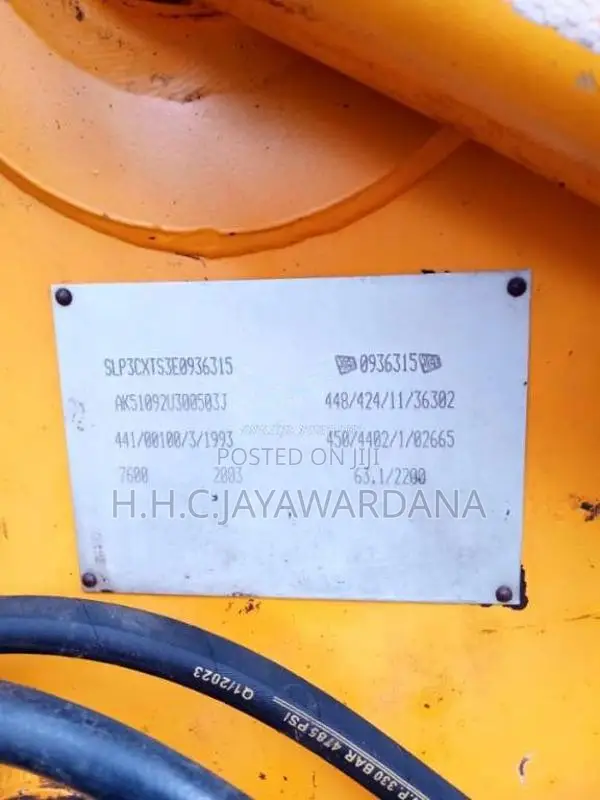 JCB 3CX 2003 Heavy-Duty (Used)
