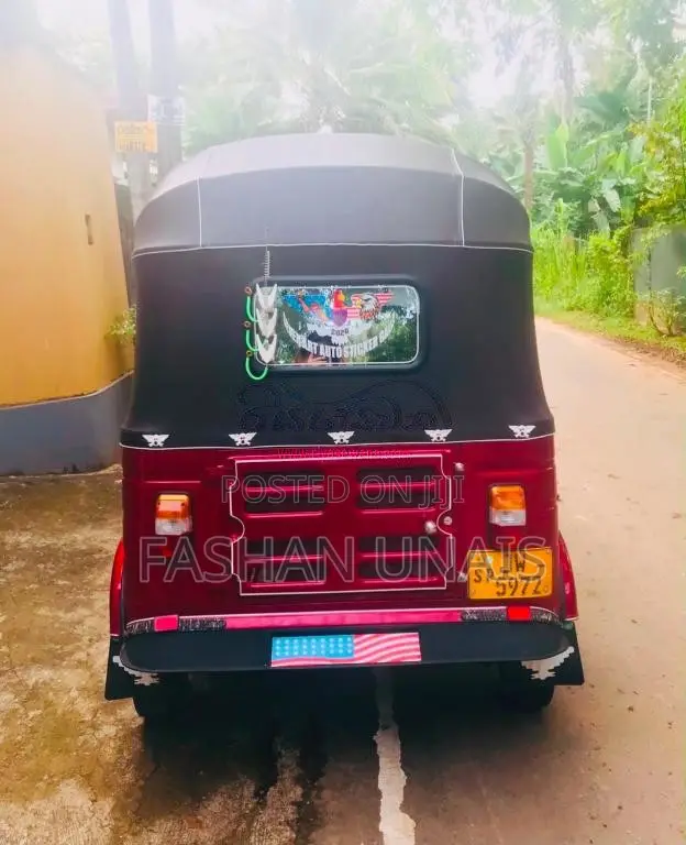 Bajaj RE 2004 Three Wheel (Used)