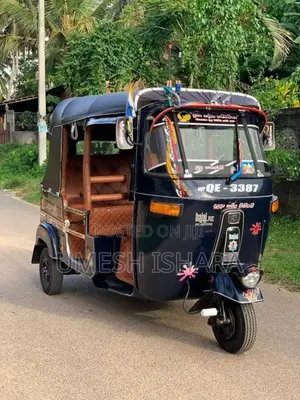 Bajaj 2 Stroke 2006 Three Wheel (Used)