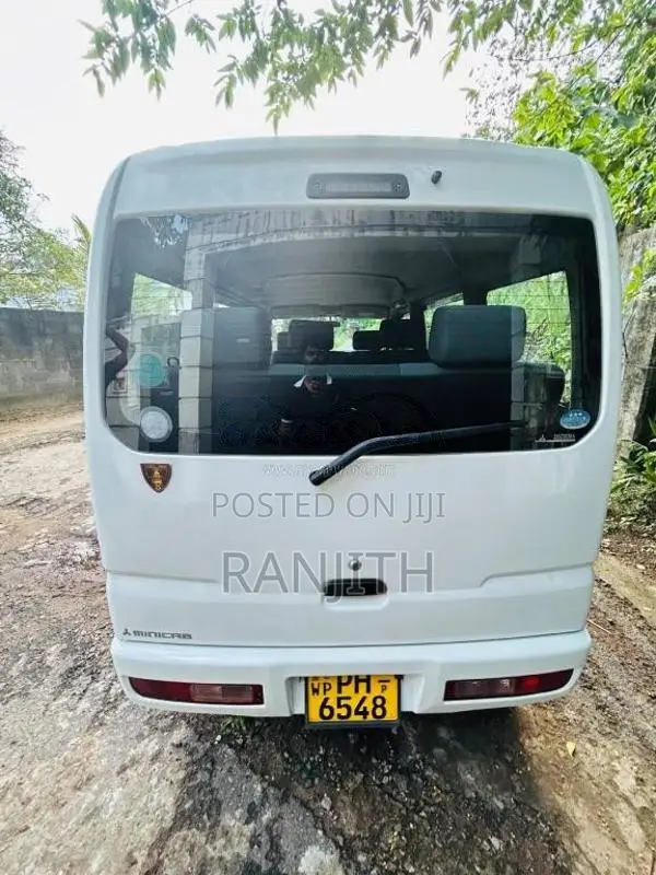 Mitsubishi MiniCab 2013 Van (Used)