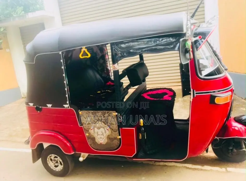 Bajaj RE 2004 Three Wheel (Used)