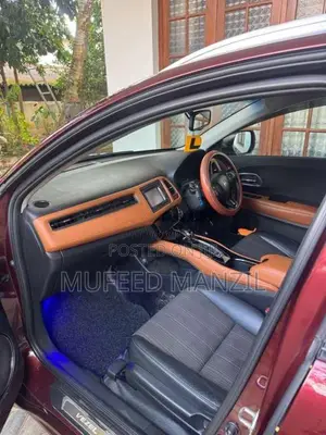 Honda Vezel 2014 SUV (Used)