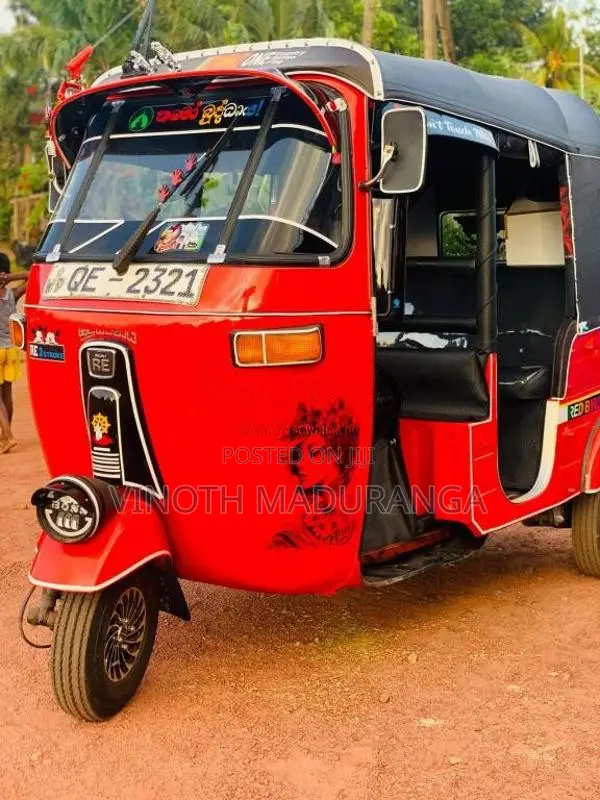 Bajaj 2 stroke 2006 Three Wheel (Used)