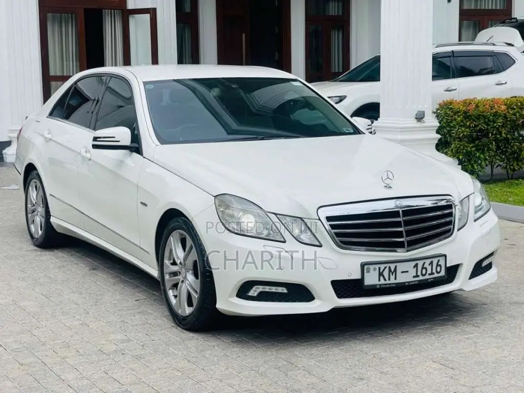 Mercedes-Benz E200 2011 Car (Used)