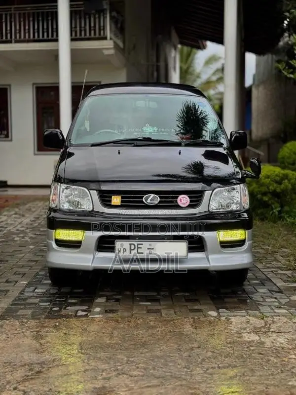 Toyota Townace Noah CR42 2003 Van (Used)