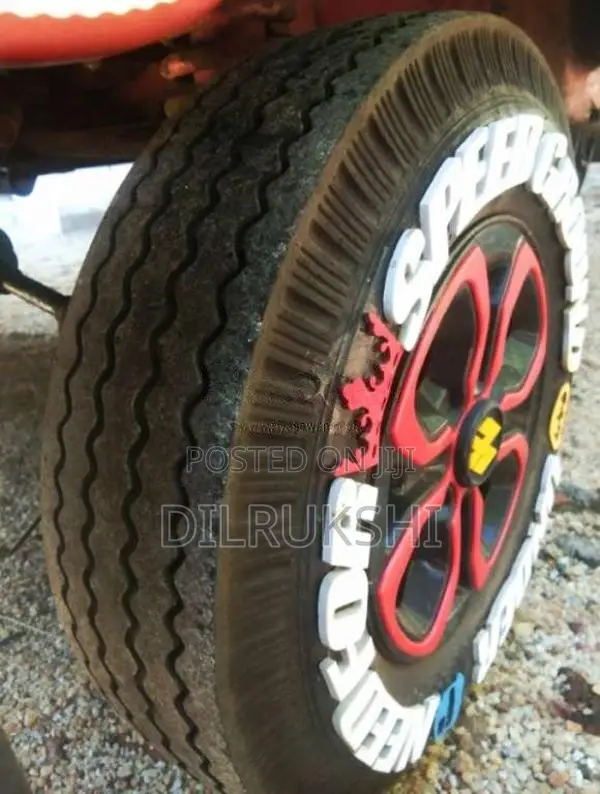 Bajaj RE 2 Stroke 1995 Three Wheel (Used)
