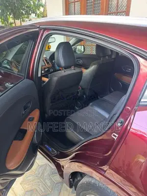 Honda Vezel 2014 SUV (Used)