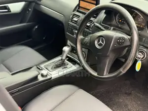 Mercedes-Benz C180 2010 Car (Used)