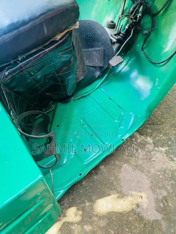 Bajaj RE 1995 Three Wheel (Used)