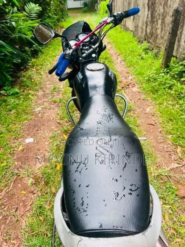 Bajaj Platina 2010 Motorbike (Used)