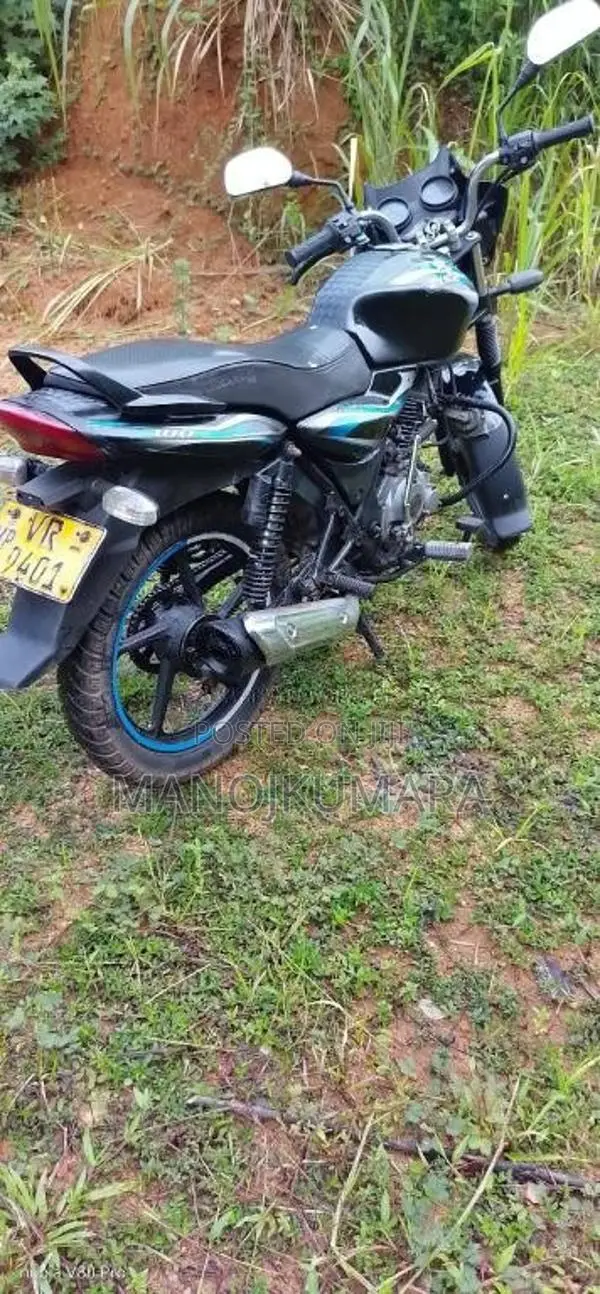 Bajaj Discoverri 2010 Motorbike (Used)