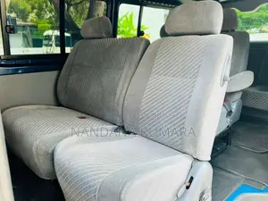 Toyota KDH 2006 Van (Used)