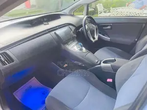 Toyota Prius 2012 Car (Used)
