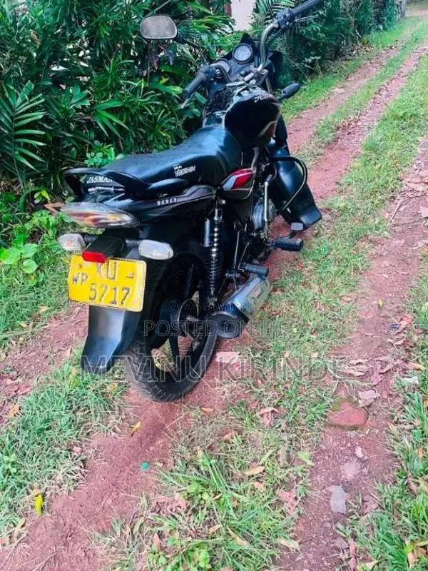 Bajaj Discover 100 2011 Motorbike (Used)
