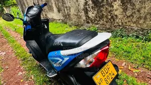 Honda Dio 2015 Motorbike (Used)