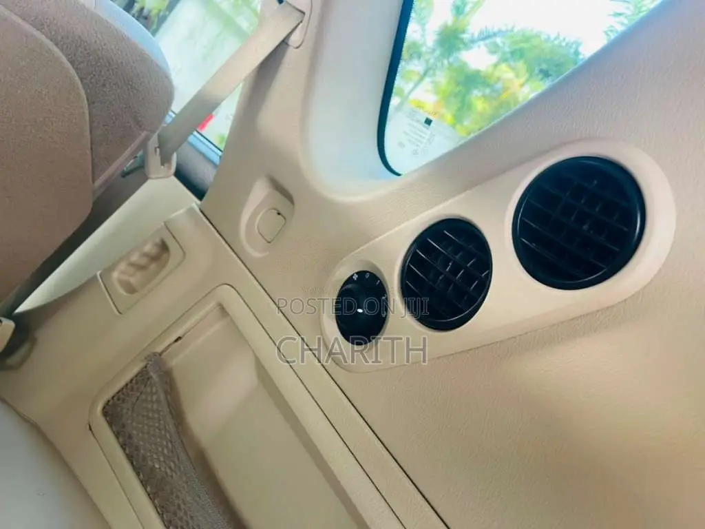 Micro Rexton 2016 SUV (Used)