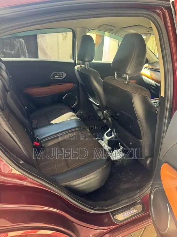 Honda Vezel 2014 SUV (Used)