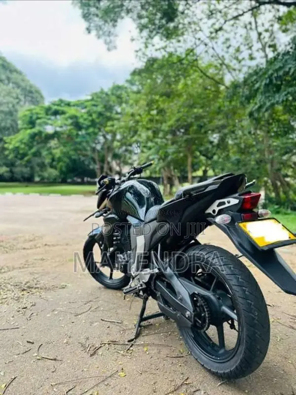 Yamaha FZ 2015 Motorbike (Used)