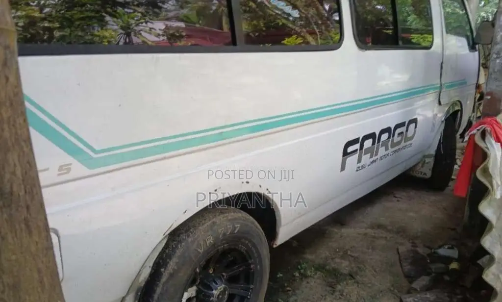 Isuzu Fargo 1988 Van (Used)