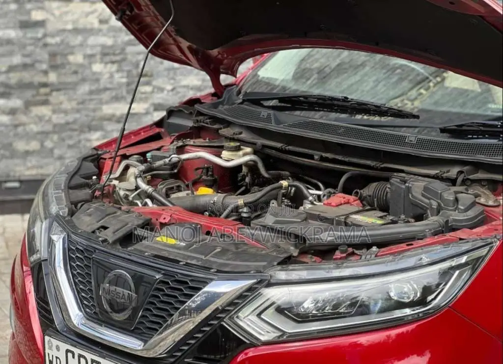 Nissan Qashqai 2018 SUV (Used)
