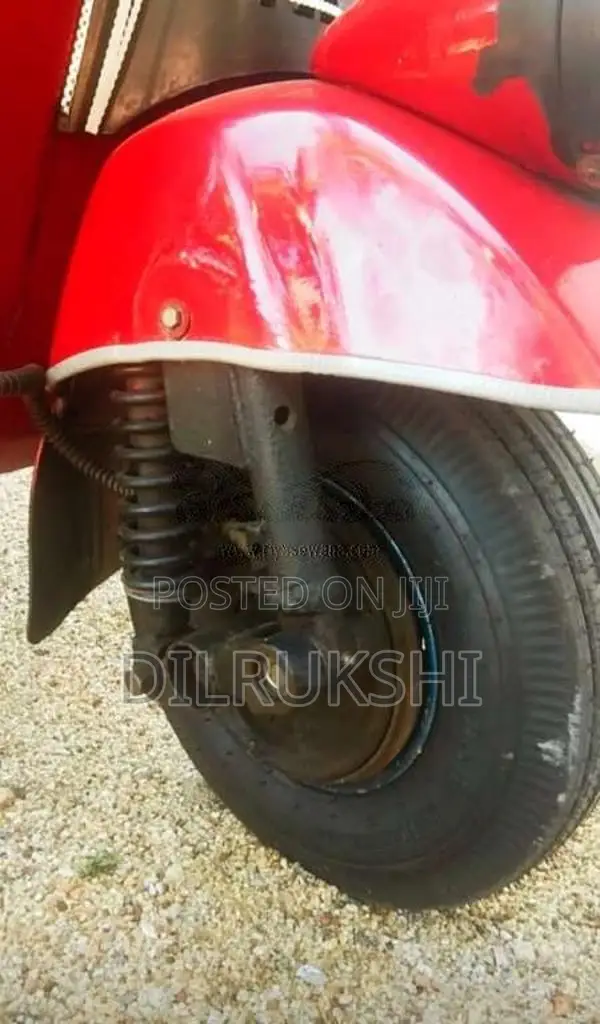 Bajaj RE 2 Stroke 1995 Three Wheel (Used)