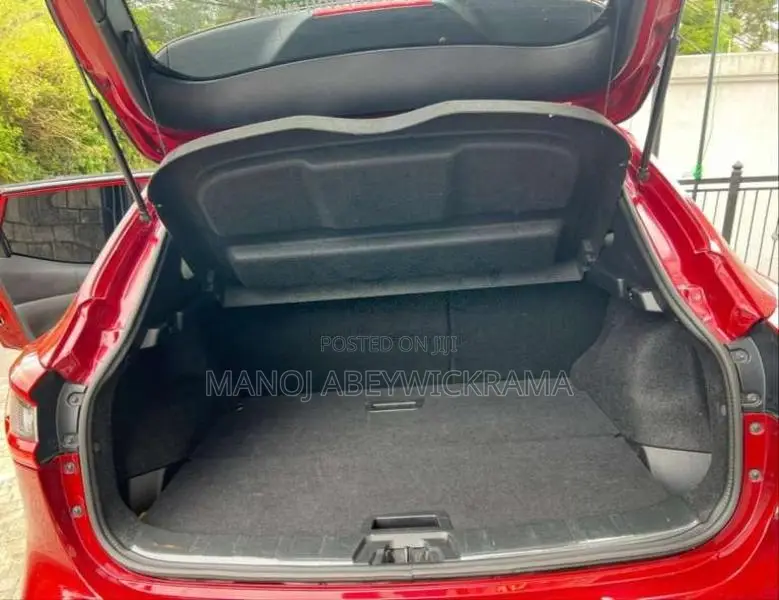 Nissan Qashqai 2018 SUV (Used)
