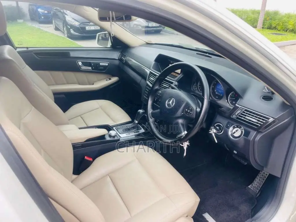 Mercedes-Benz E200 2011 Car (Used)