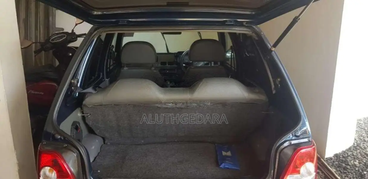 Suzuki MARUTI 800 2010 Car (Used)