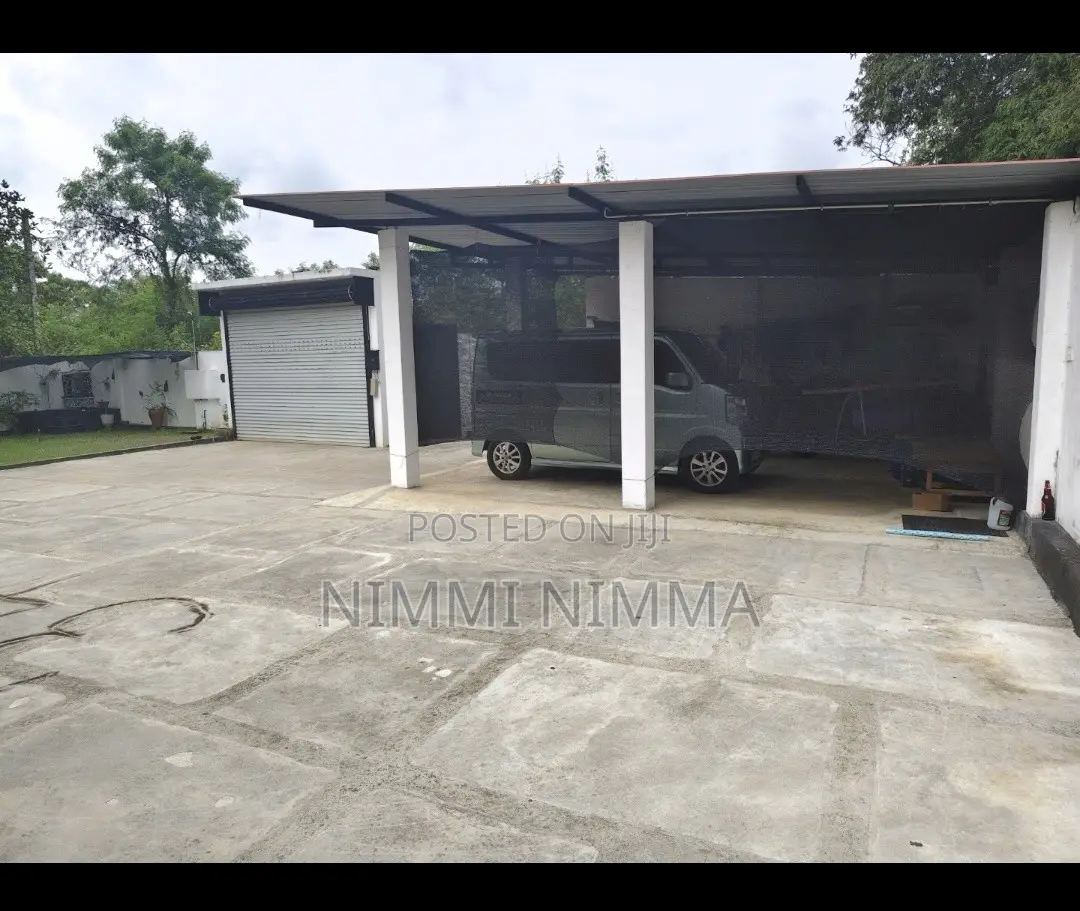 3bdrm House in Punchiwilluwa, Puttalam City for sale