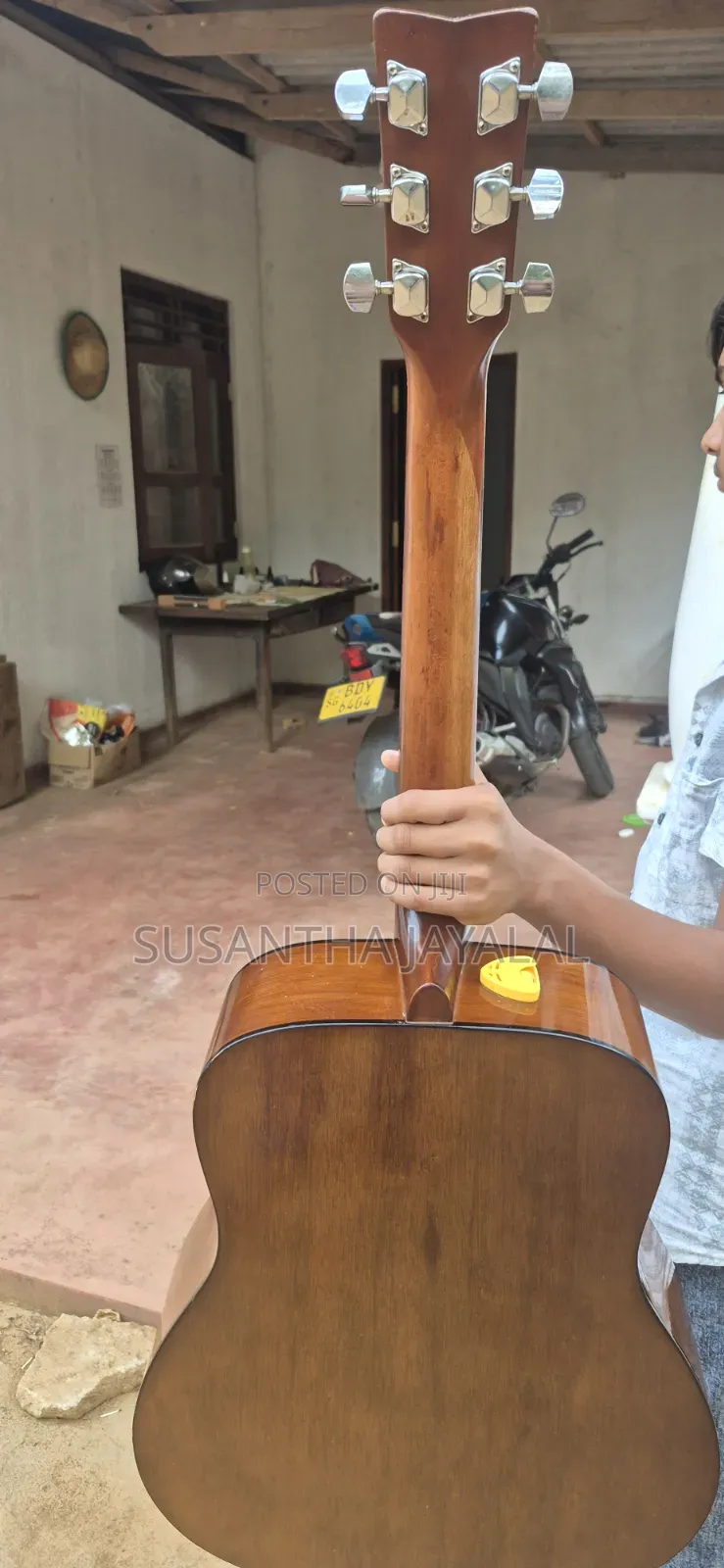 F310 Brand Nive Candishan