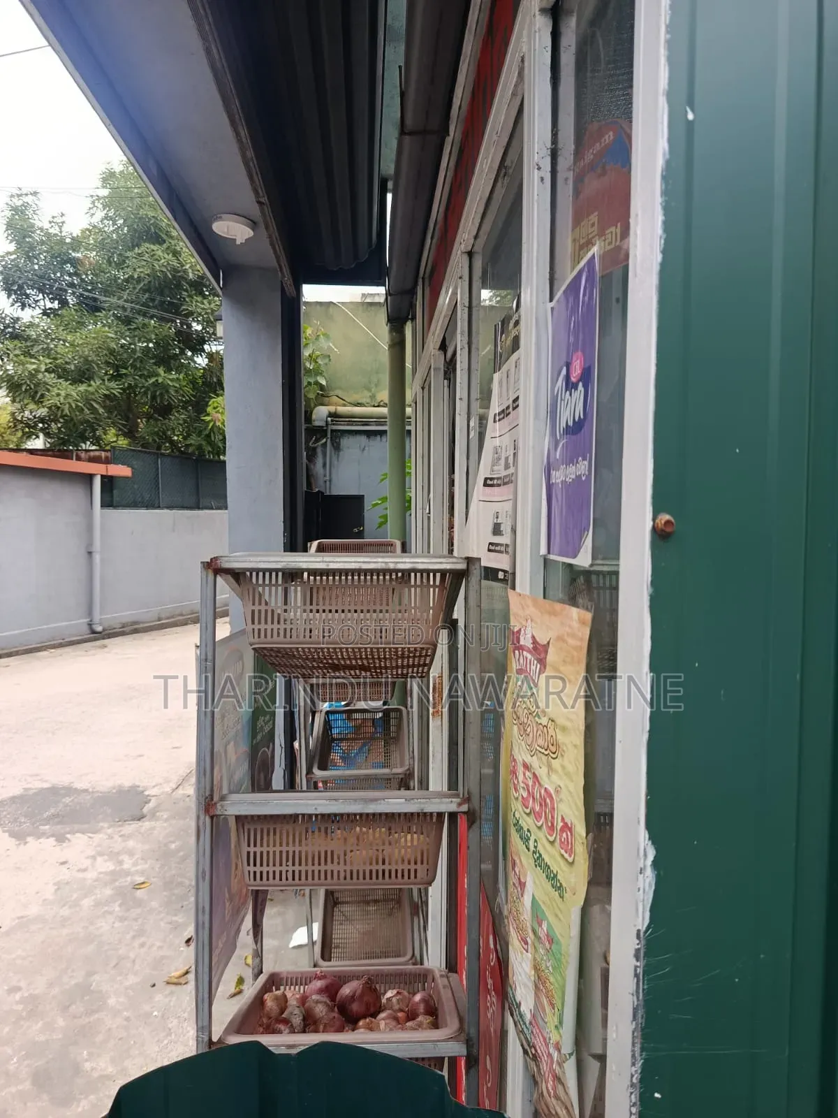 Removable Grocery Shop / Kadé – For Sale