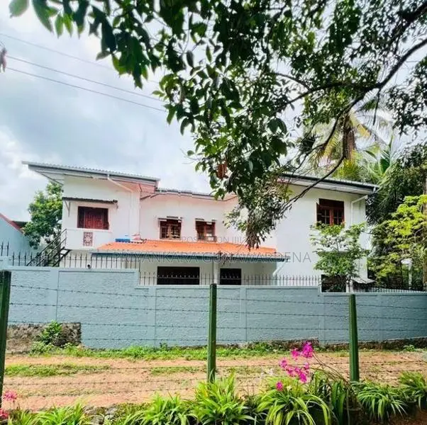 Two Storey House for Sale Piliyandala
