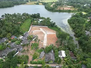 Lake Front Land Plot Bandaragama