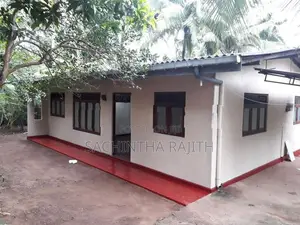 House Sale in Piliyandala Dampe