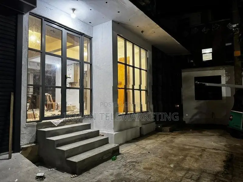 Commercial Building for Rent – Kalubowila